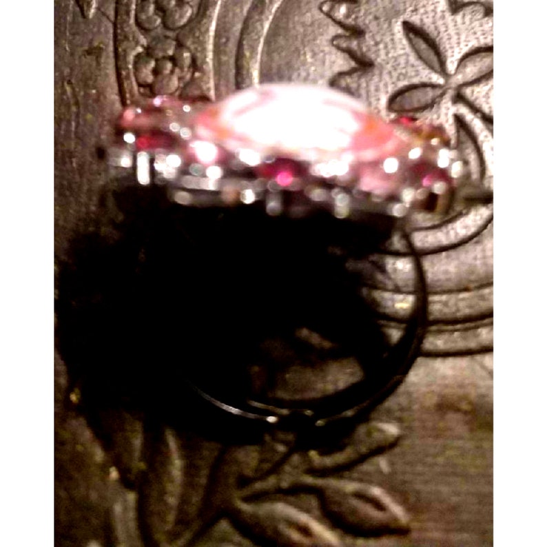 Beautiful~Adjustable Cameo Ring