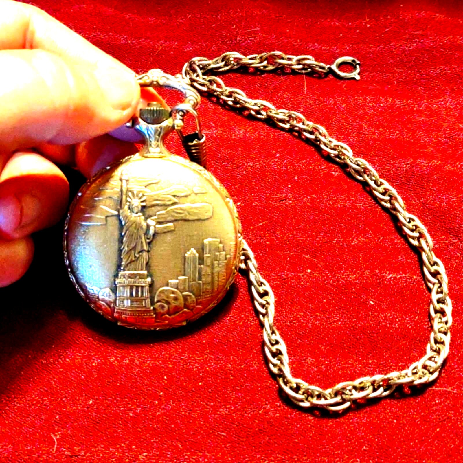 Sutton quartz hotsell pocket watch