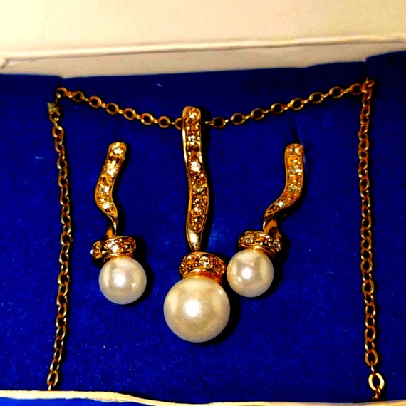 Gorgeousvintage Avon Pearl and 