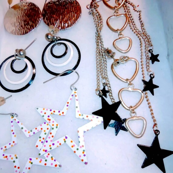 Amazing Vintage Jewelry Lot All for 25 or 1 12 2 20 3 15 Dollars