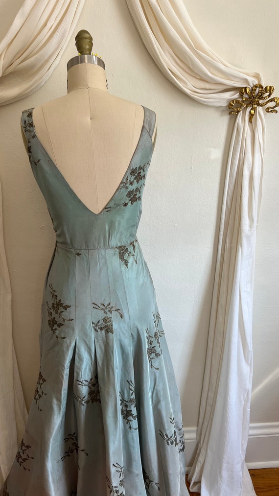 Antique Dress - image 4