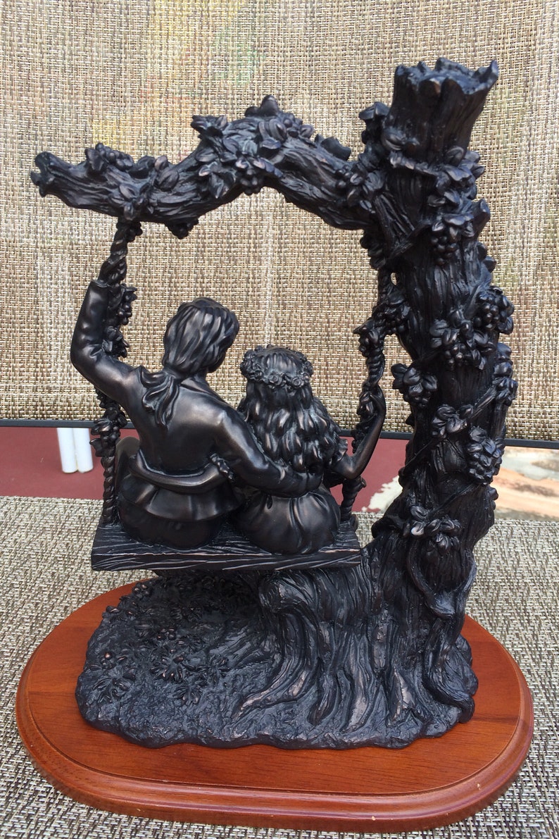 BRONZE LOOK RESIN Home Decor Couple on a Swing 1990\u2019s