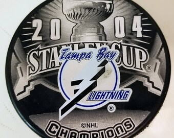tampa bay lightning retro jersey