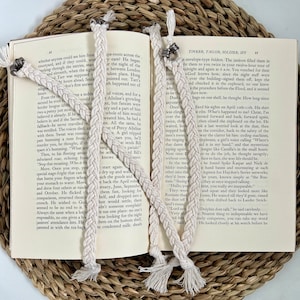 Macrame Bookmark