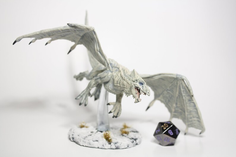 Young White Dragon Paint on Demand Custom Painted D&D Mini Etsy