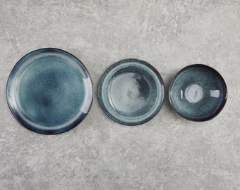 Textured ceramic dining plate,dinnerware Bowl Set 3-piece,Pottery handmade,Vintage style pottery, hand-thrown stoneware,