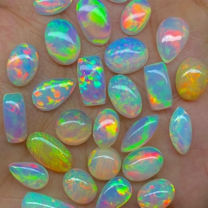 Top-Qualität Natürliche äthiopische Opal Cabochon Mix Form Multi Feueropal Edelstein, Welo Opal, Opal Edelstein Lot