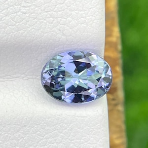 Natural Peacock Tanzanite Oval Shape Gemstone Unheated Tanzanite Precision Cut Zoisite Tanzanite 7.5x5.5x3.60MM 1.05Cts .TZ-14