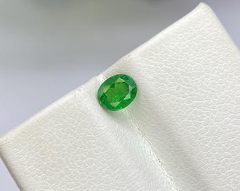 Natural Tsavorite Garnet Faceted Oval Shape 5x4MM Calibrated Loose Gemstone January Birthstone