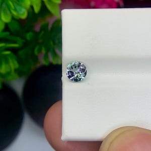 Natural BiColor Tanzanite Round Shape Unheated Tanzanite Gemstone 0.60Carat 5x5x3.2MM Loupe Clean Tanzanite For Making Jewellery