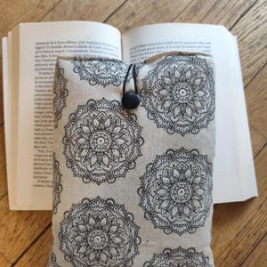 Handmade Book Sleeve | Book & E-Reader Sleeve | Pochette protège-livre