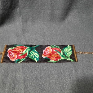 Big Roses bead loom bracelet
