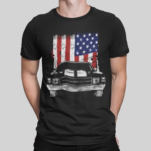 1971 Chevy Chevelle SS Front Grill View With Us Flag T Shirt