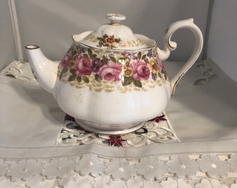 Tetera Serena Royal Albert Bone China Inglaterra Rosas Rosadas