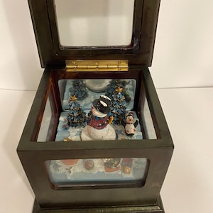 Christmas Music Festive Scene Box Rotating Santa