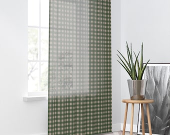 グリーンギンガムチェックの窓用カーテン：ファームハウスタータン柄（50インチ×84インチ）