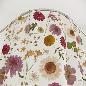 Daisy Shower Curtains, Realistic Floral Bathroom Decor, Dried Flower Decor, Rustic Flower Prints, Wildflower Style - Floral Bathroom