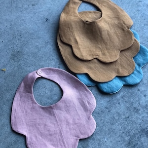 Baby Scallop Bib Dribble Set PDF Sewing Pattern + Projector file