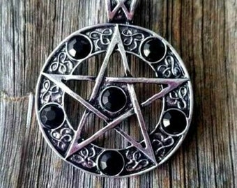 Star Pentagram Black crystal Witch Wicca Pagan Motley Crue Devil Necklace Witch Craft Charm Pendant Jewelry Goth Heavy Metal Costume