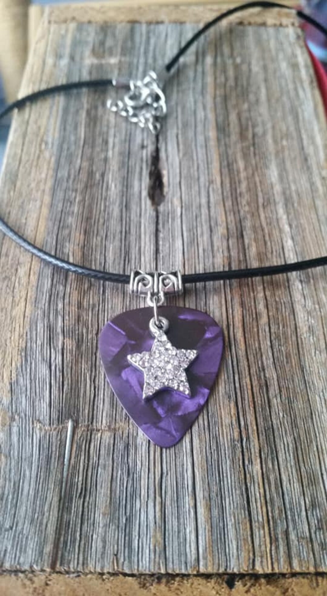 Guitar Pick Plectrum Strass Diamant Sparkly Purple Goth Star Pentagram