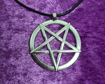 Giant Pentagram Necklace Motley Crue Pendant Goth Jewellery Wicca Witch Craft Emo Gothic Punk 80s Heavy Metal Devil Costume