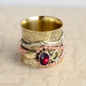 Garnet Gemstone Sterling Silver Spinner Ring: Boho Meditation Jewelry