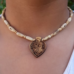 Radha Krishna Big Locket Original Tulsi Mala With Radha Krishna Carved-Design For Gift Man And Woman Vrindavan Jewelry Gift for mother