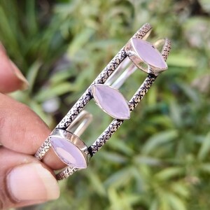 Handgefertigtes Armband aus Rosenquarz und 925er Sterlingsilber, indisches Kunsthandwerks-Schmuckstück