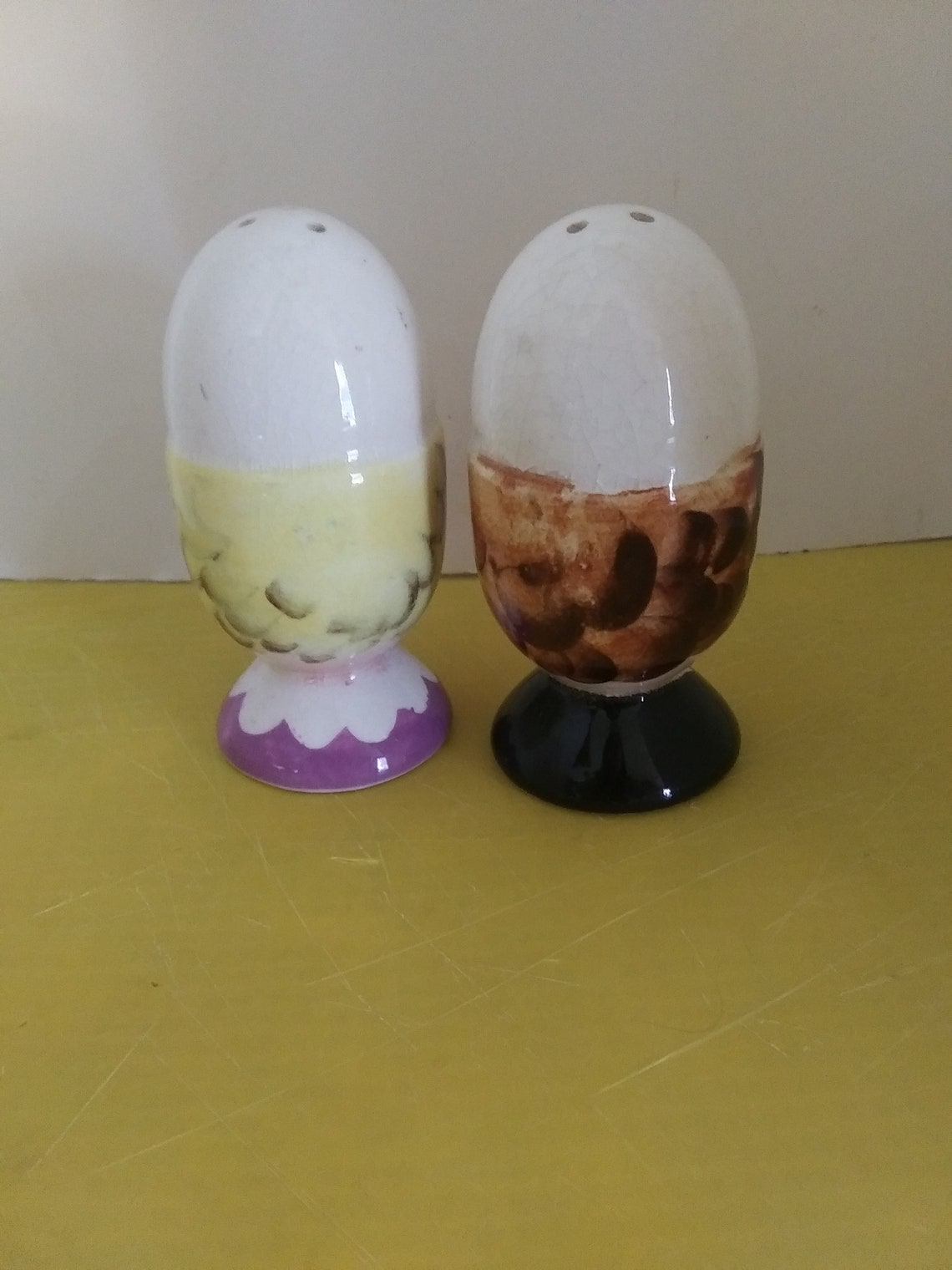 Vintage salt and pepper shakers egg shape man and lady heads Etsy