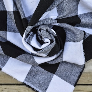 Wholesale Cotton Flannel Fabric by the yard // Black and White Buffalo Check // large 2&quot; plaid // 100 percent Cotton