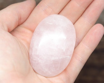 ROSE QUARTZ 2.25" (5.715cm) gemstone crystal Oval pocket PALM Stone (creativity, forgiveness, love)