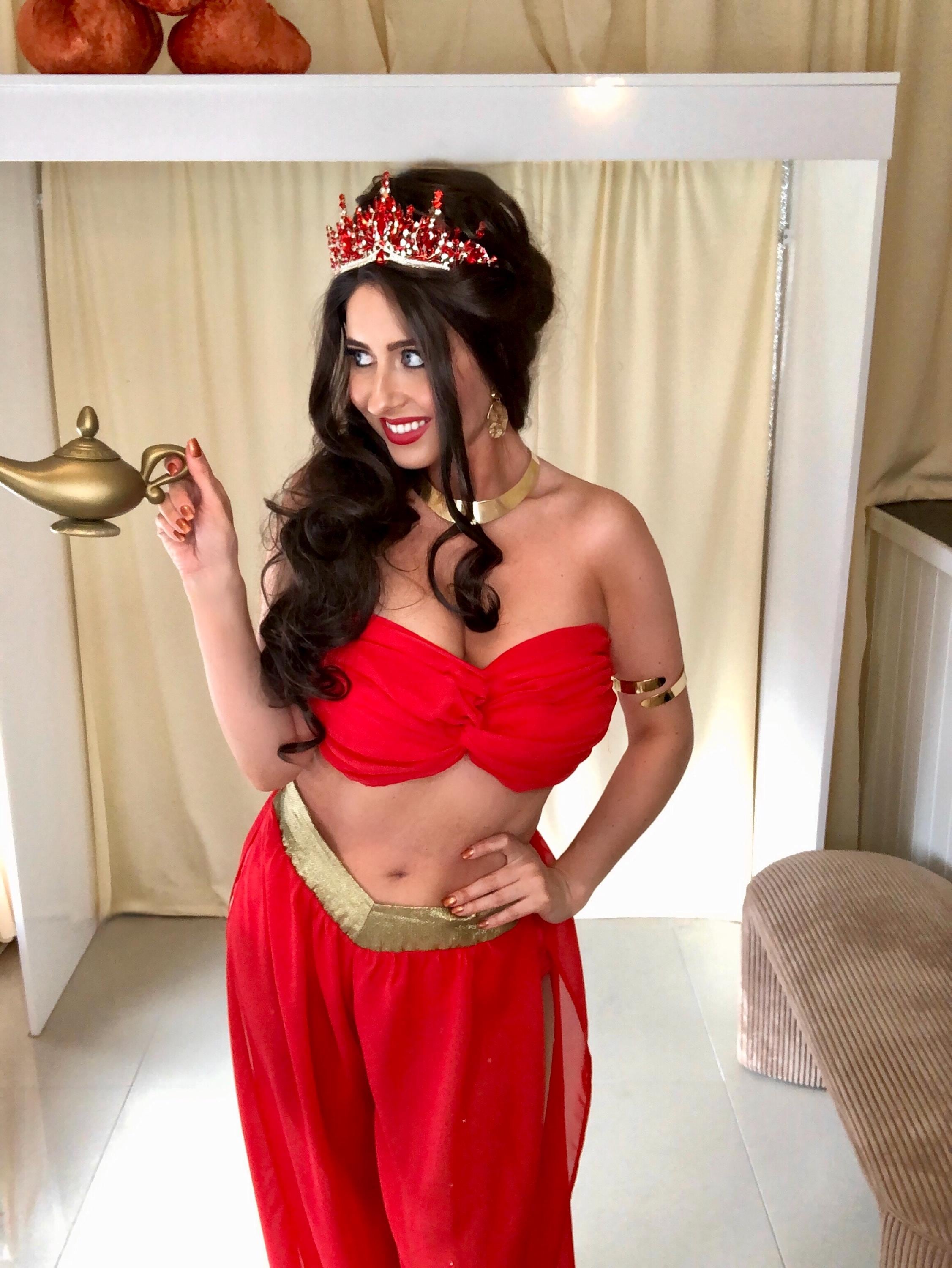 Red princess jasmine costume España