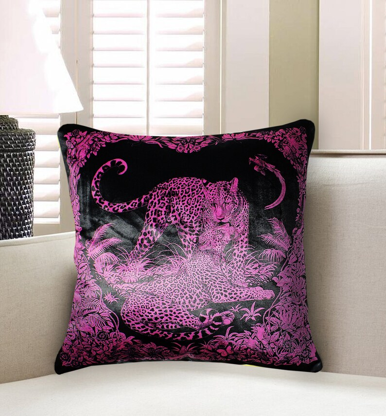 Purple Cushion Cover Decorative Pillow Cover 18x18 In. Digital Printing Velvet Throw Pillow Case for Sofa Chair Bedroom Living Room