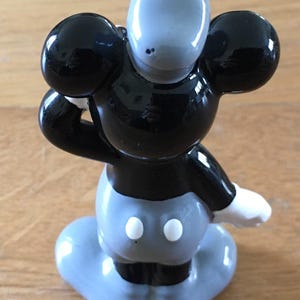 Vintage Walt Disney Productions Mickey Minnie Mouse Figurines Collectible Disneyland Disney Enthusiast Giftware image 10