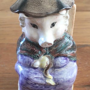 Royal Albert LTD England Beatrix Potter ‘and this Pig had none’ Figurine Made in England 1992 Vintage F.Warne & Co Figure Ornament
