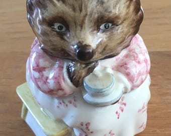 Vintage Beswick Beatrix Potter Mrs. Tiggy Winkle Figurine, 1985