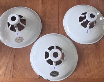 Impresionante lámpara colgante retro vintage de esmalte original Revo Benjamin Benelux, pantalla industrial para fábrica, restaurante o cafetería.