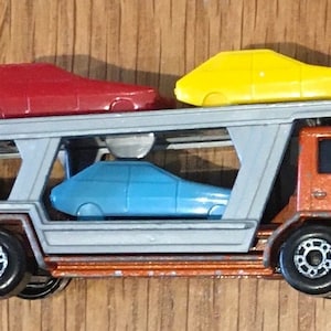 Vintage Matchbox 1976 Superfast No. 11 Car Truck Transporter Carrier Lesney Made in England Three Cars Diecast No Box