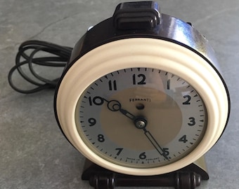 Antique Art Deco Ferranti Bakelite Mantle Clock, Made In England