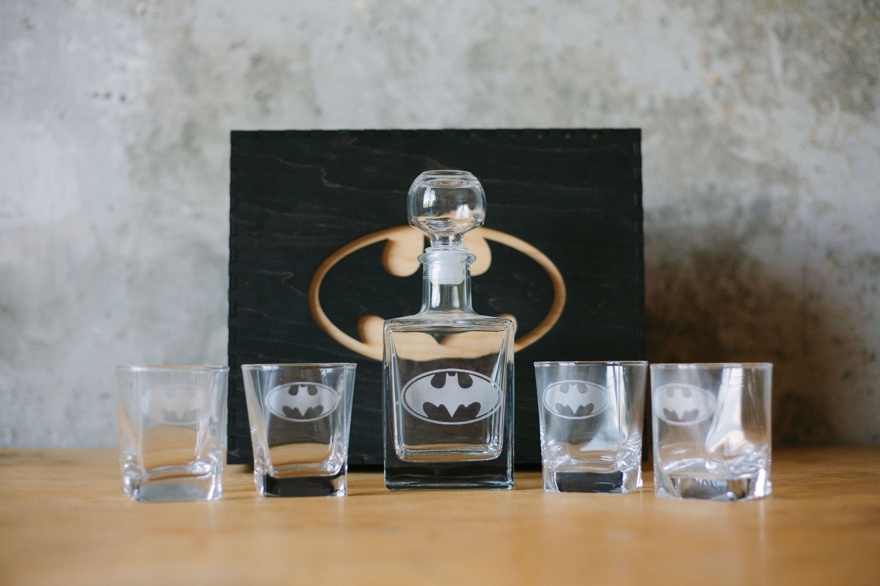 Batman Whiskey Decanter Set Whiskey Glasses Batman gifts Etsy