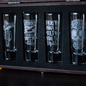 Gepersonaliseerde shotglaasjes, tequilaglazen, tequilacadeaus, chupitosfeest, vaderdagcadeau