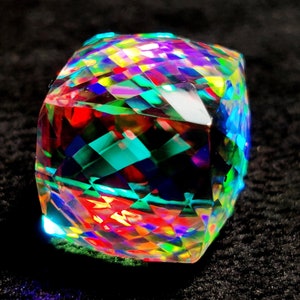 AAA QUALITY MYSTIC Quartz Gemstone Faceted Cube 44Ct Multi Fire Mystic Quartz Gemstone Cube For Pendant March Birthstone Loose Mystic Quartz