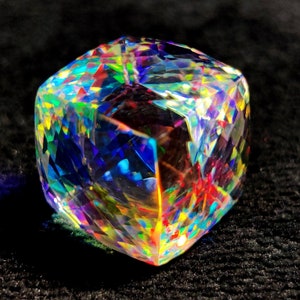 LOOSE MYSTIC Quartz Gemstone Cube 44Ct Perfect Pendant Size AAA Quality Mystic Quartz Gemstone Faceted Cube Multi Fire Quartz Gemstone