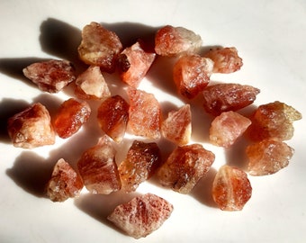 Roh Sonnenstein Lot (153 Ct, 22 Stück) Kristall für die Schmuckherstellung