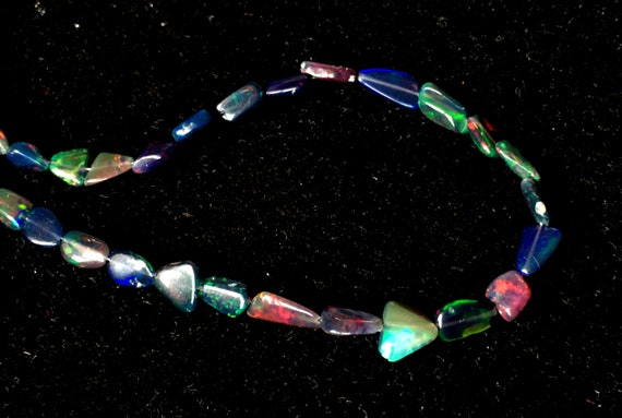 Ancien collier avec des Perles en pierre Lune | Kaufen auf