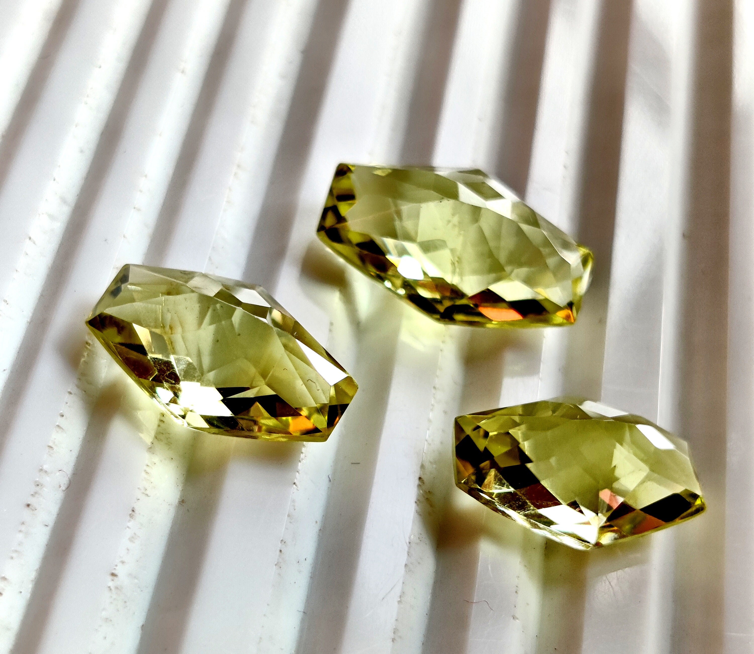 LEMON QUARTZ Gemstone 22ct AAA Quality Checker Cut Faceted