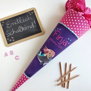 Schultüte Meerjungfrau mit Wal - Schultüte Mädchen - mit Namen personalisiert - Schultüte lila & pink mit Meerjungfrau und Namen bestickt