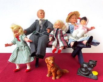 Vintage Caco Dolls Family with Bully Dog Cat Germany Bendable Toddler Toys Dad 104 Mom Girl Baby Baby Dollhouse Miniature 12 in Scale