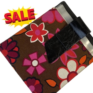Vintage 1960s Record Storage Album – Flower Power Vinyl Holder for 45 RPM Singles – Retro Organizer Book with Strap