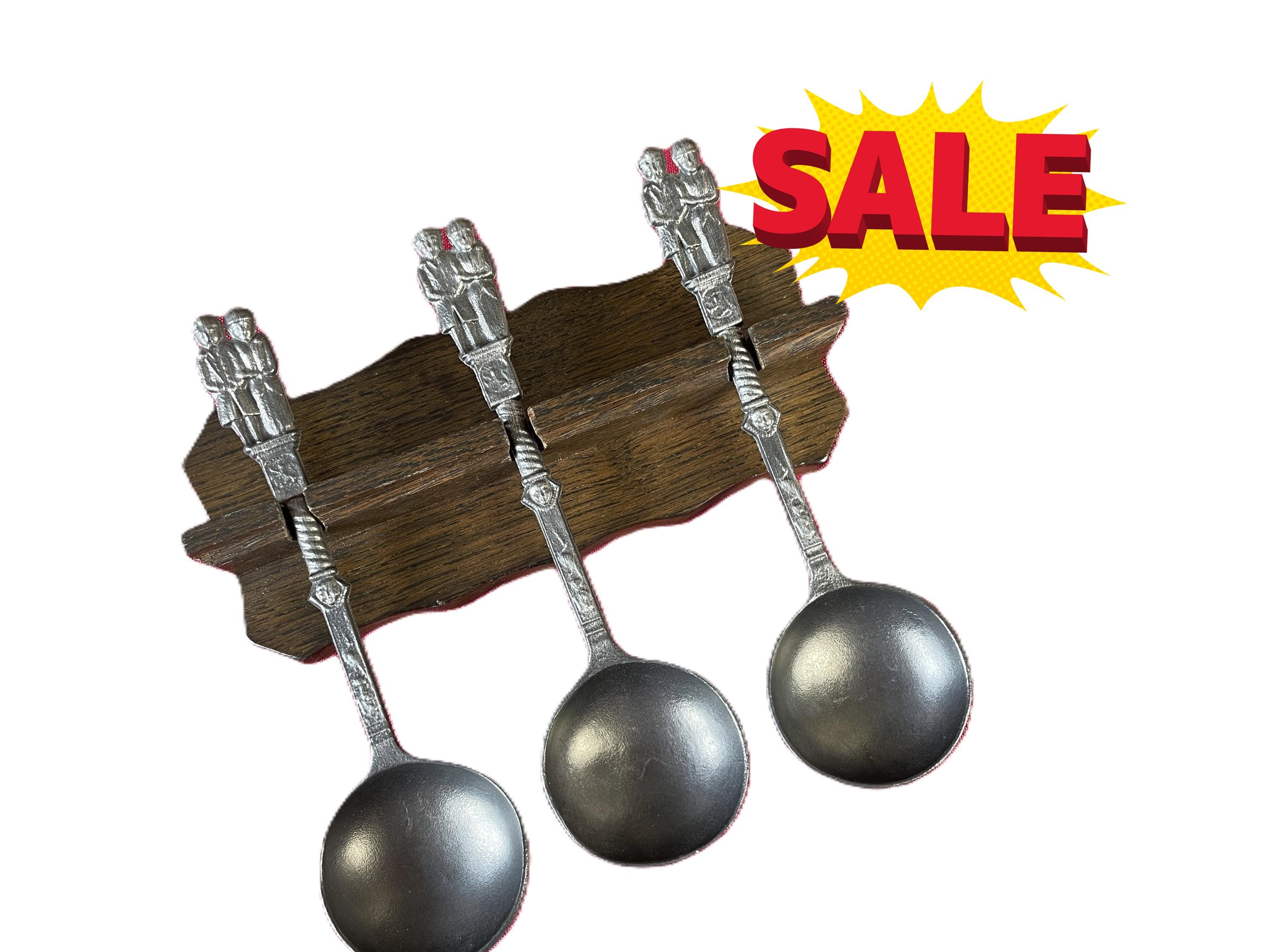 Vintage Pewter Wedding Spoon Set – Dutch or German Zinn Spoons with William & Mary Figures – Mounted Display with Wooden Board